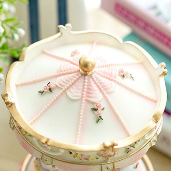 

craft gifts luxury carousel decor handwork color changing toys music box valentine's day swivel clockwork mechanism led light