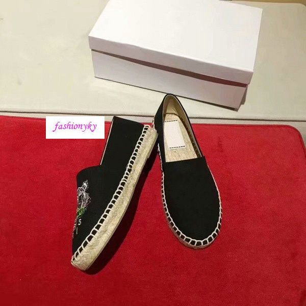 

new couple shoes with tiger head single shoes embroidered straw shoes, Black