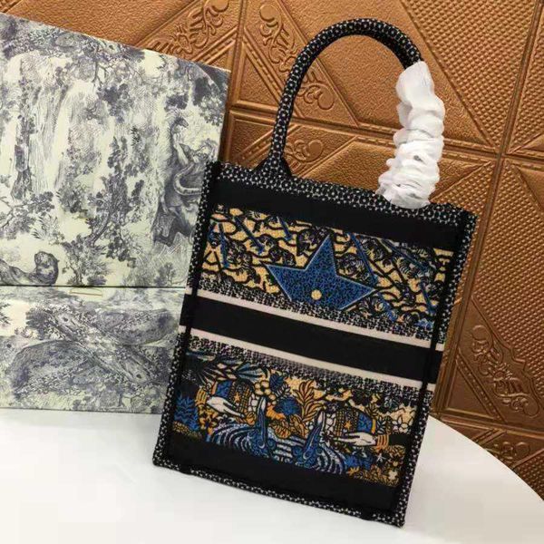 

2020 осень и зима тенденция тема плечо сумка простой женский бесплатная доставка и удобная вышивка хозяйственная сумка сумки