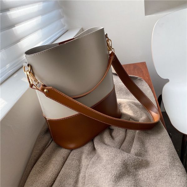 

women handbag large-capacity 2019 retro new fashion bucket shoulder bag vintage luxury designer brand crossbody messenger bag
