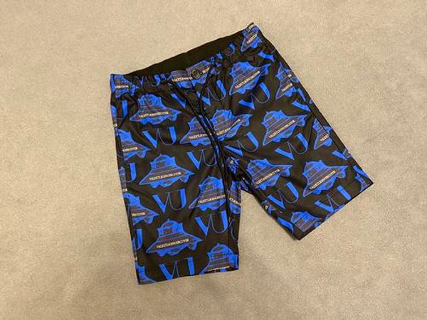 

2020 европейский французский весна и лето последние повседневные письма полный печатный шорты роскошные мужские дизайнерские модные свободны, White;black