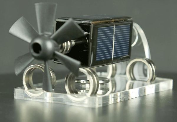 Solar-Magnetschwebebahn, horizontale vierseitige magnetische Aufhängung, Solarmotor, Stirlingmotor, Bildungsmodell, kreatives Wissenschaftsgeschenk