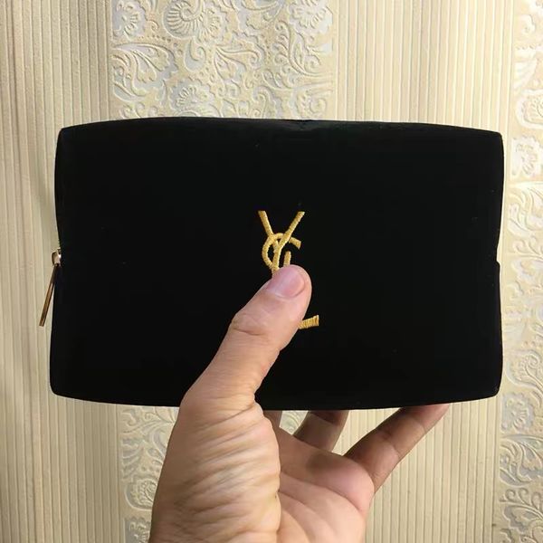 

бесплатная доставка простой бархат косметичка письмо шаблон простой мешок леди мода сумка популярная оптовая продажа