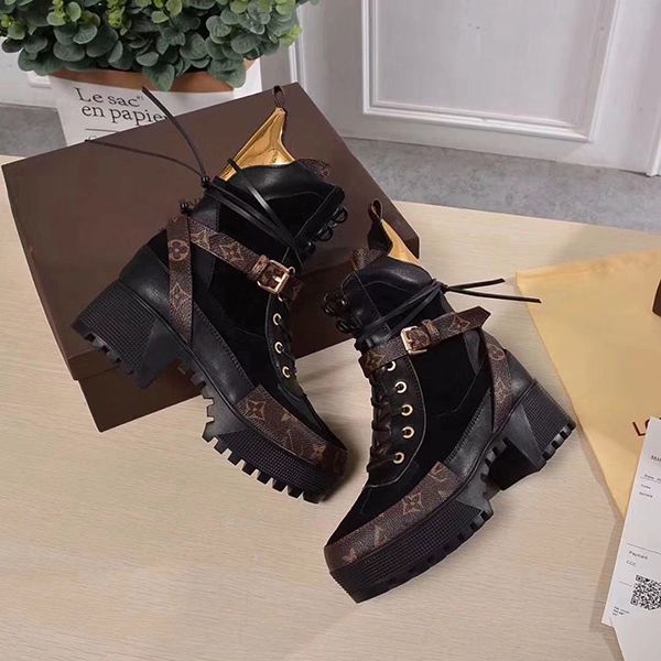 

Louis Vuitton 2020ss высокое качество дизайнеры Женская обувь Женские сапоги бренд мода роскошные дизайнеры женщины черный средний высокий каблук лакированная кожа загрузки fm143