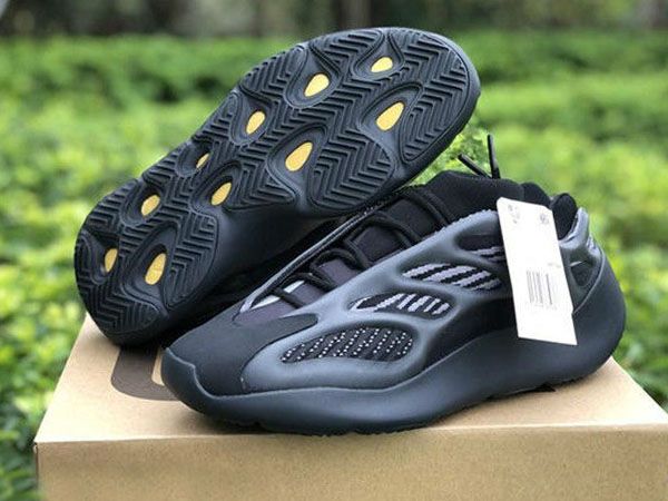 

wholesale black 700 v3 azael designer shoes for sale glows in the dark designer shoes kanye west men womens running shoes