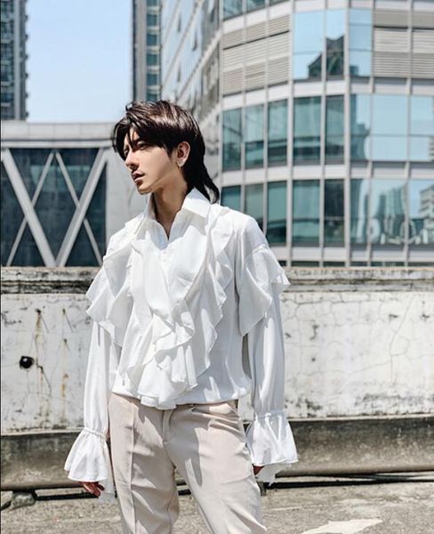 

s-6xl ! одежда к 2020 году новые мужские волосы стилист показать тысячи-слой листьев лотоса края князь фэншуй рукавом плюс размер костюмы, White;black