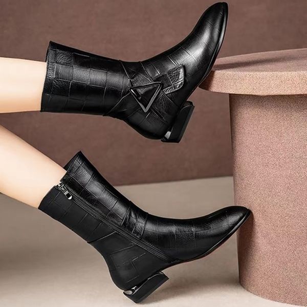 

comfort soft leather large size boots women zipper short plush 2019 warm rubber boots lattice belt buckle pointed toe boot, Black