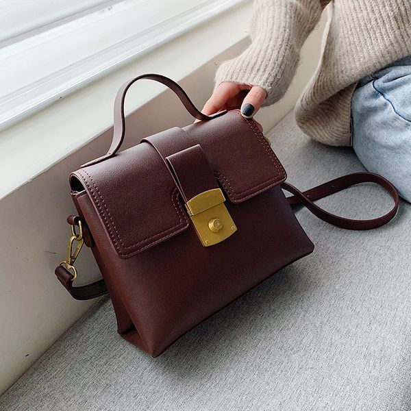 

vintage fashion female tote bag 2019 new pu leather women's designer handbag lock travel shoulder messenger bag