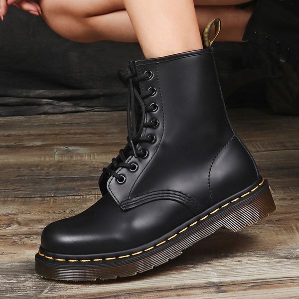 

2020 new cross-border plus size martin boots mens leather british fashion winter warm cotton boots net red, Black