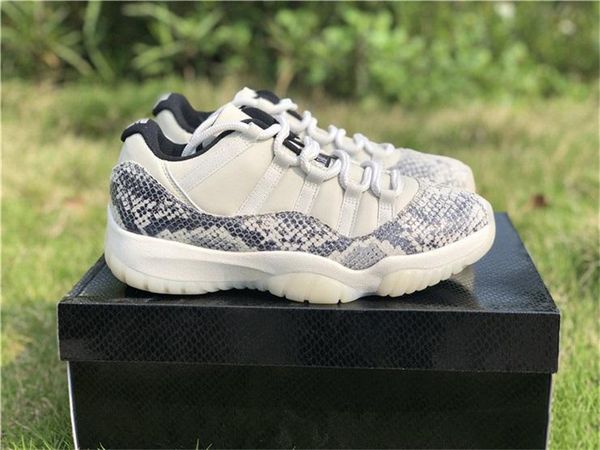 

2019 new arrival 11 low se snakeskin white grey men basketball shoes real carbon fiber cd6846-002 light bone running sneakers size 7-13, White;red