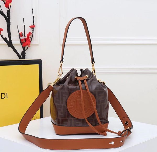 women's medium tote bag