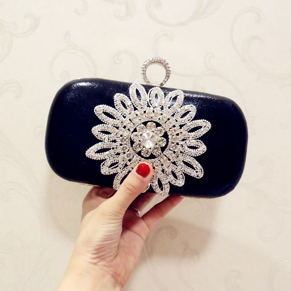 

2020 new women's dinner bag fashion diamond ring bag hand small square oval mini chain shoulder diagonal