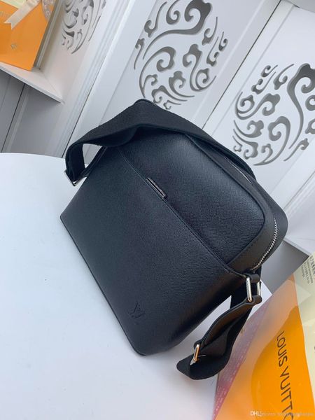 

briefcase 2019bag men's leisure sport quality briefcase schoolbag messenger men's official size m33427 *7cm 27*28 lonfl, Red;black