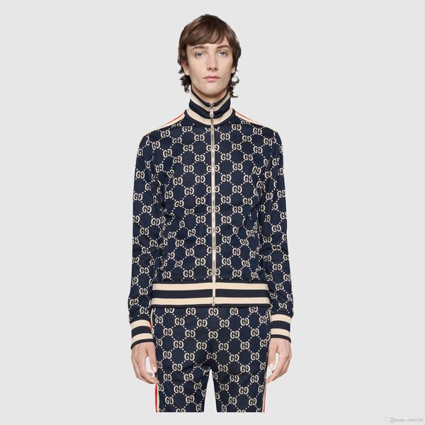 

2019 new men's stylish gentleman spring and autumn new round neck sweater set youth suit sport casual men's two-piece suit