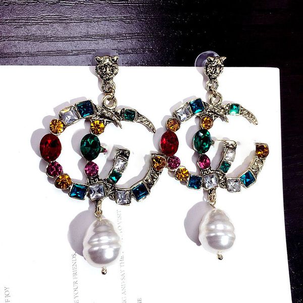 

2020 designer european and american big-name retro color crystal exaggerated letters irregular pearl personality earrings earrings earrings, Silver