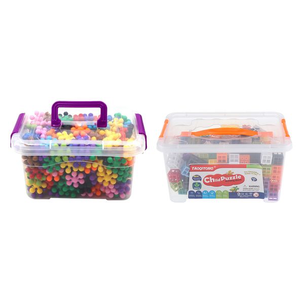 

300 snowflake building blocks+ 240 counters mathlink cubes