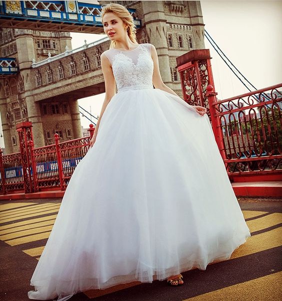 

new simple white wedding dresses a font - back button jacobs mopping wedding gowns lace applique nail bead beach wedding dresses