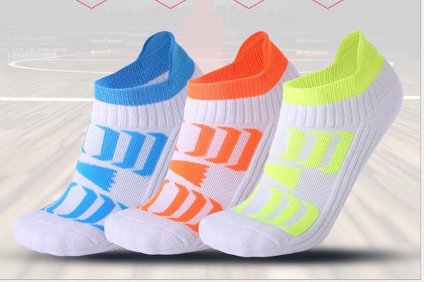 

student short tube casual socks invisible boat socks towel bottom non-slip outdoor sports socks, Black