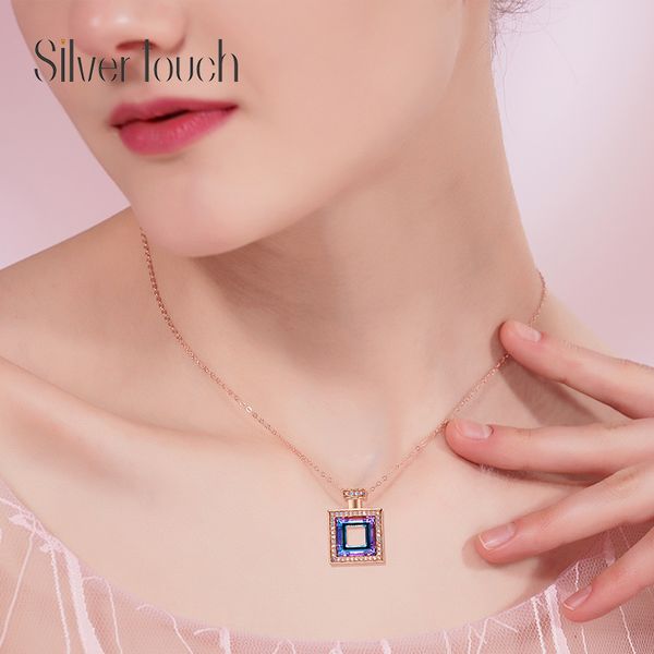 Collana da donna con ciondolo quadrato di bottiglie di profumo creative americane alla moda con ornamenti in cristallo SWAROVSKI