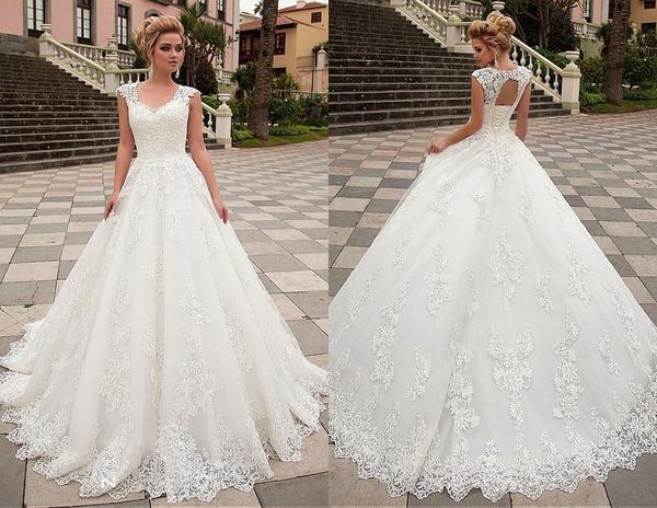 

2019 modest v neck wedding dress lace applique cap sleeve a-line court train vestido de novia plus size wedding dresses bridal gowns, White