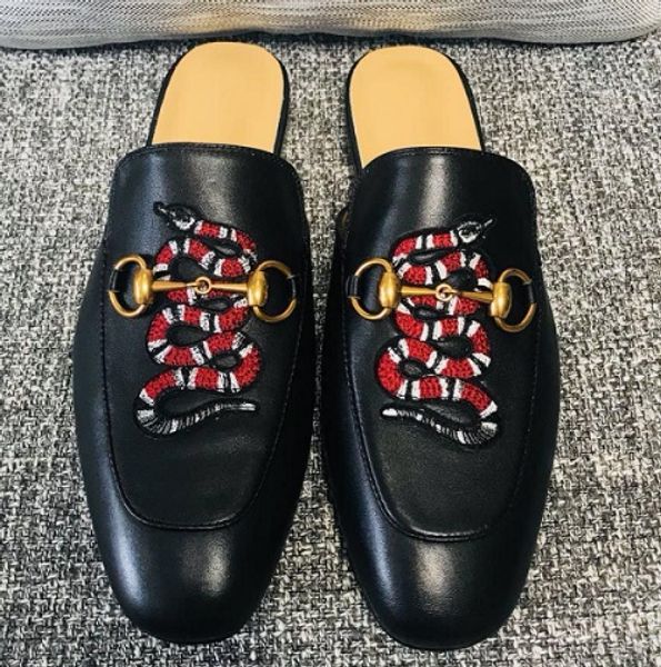 

Дизайнерские тапочки для мужчин Princetown вышитые тапочки kingsnake аппликация Horsebit деталь мокасины 5 " высота каблука мужская обувь