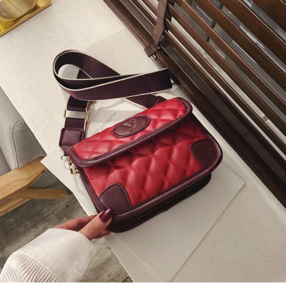 

2020 shoulder bag new broadband messenger bag women linger women fashion chest