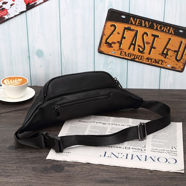 

black wear-resistant crazy horse pu leather pockets fashion dumplings rivet pockets men's messenger bag shoulder bag