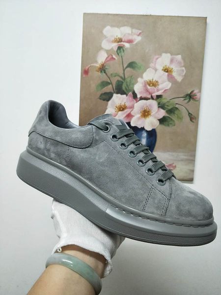 

2020 new mens womens sports shoes low velvet solid color surface comfortable thick soled sneakers boots, Black