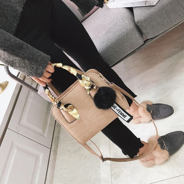 

women's crossbody female 2019 new fashion korean version of the simple wild ladies shoulder bag