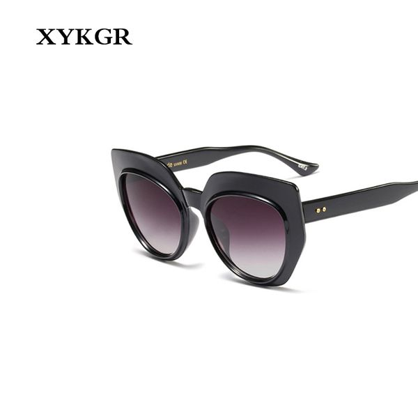 

xykgr2019 бренда большой ящик солнцезащитные очки тенденции моды очки горячие ретро мужчин и женщин черная рамка uv400, White;black