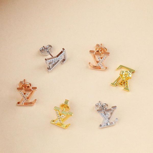 

новый продукт титана стали ювелирные изделия alphabet серьги diamond design моды серьги изысканный дамы простые серьги, Golden