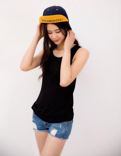 

big size s-6xl summer tank women sleeveless round neck loose t shirt ladies singlets camisole cotton slim ladies thin vest, White