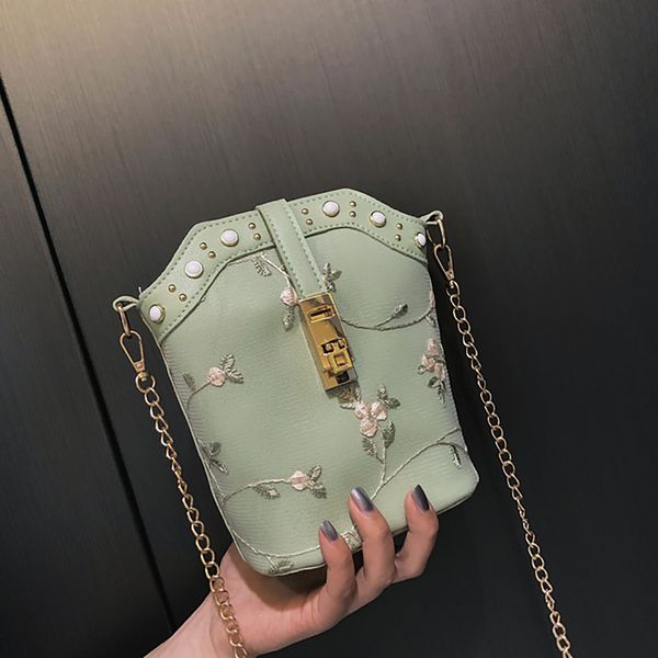 

ladybabag fashion women embroidered bucket bag new floral chains wild bag soft casual shoulder bags beach bags bolsa feminina