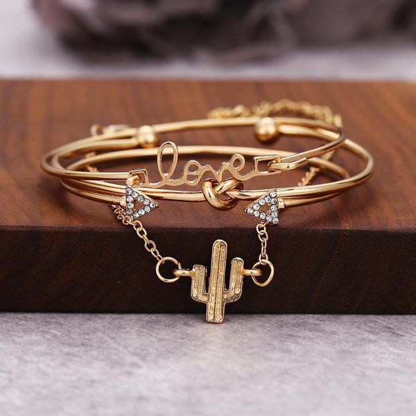 

4pcs/set love bangles retro knotted cactus triangle charm chain bracelets for women fashion gold chain bracelets jewelry, Black