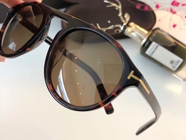 

luxury- 5411 sunglasses for women fashion designer popular retro style uv protection lens frame come with package, White;black