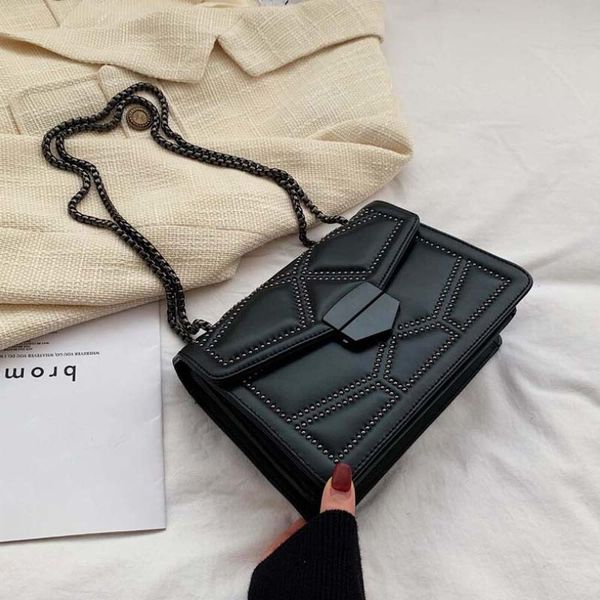 

роскошные заклепки цепи небольшой crossbody сумки для женщин 2020 плеча сумка леди роскошные сумки дамы ручной слинг сумки mx200327