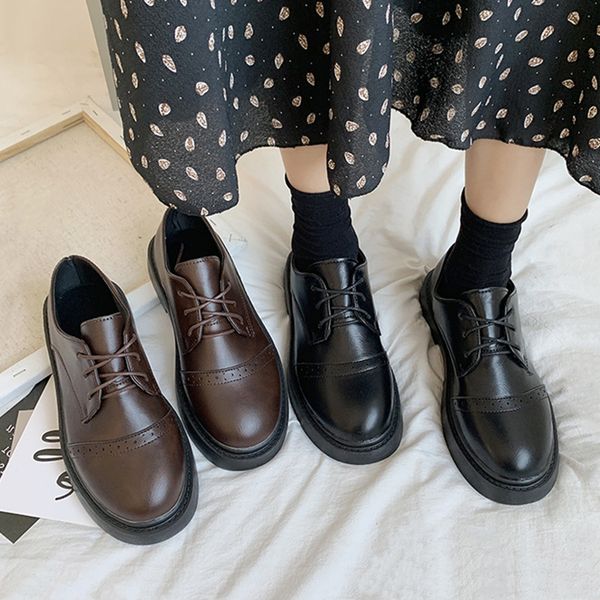 

shoes woman comfortable and elegant female footwear round toe black flats low heels casual sneaker autumn dress fall rome