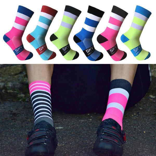 

skyknight men women sports socks moisture-wicking bike riding cycling socks running gym basketball football size 7-12, Black