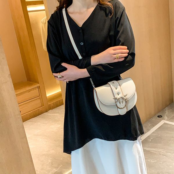 

women's new fashion pu rivet romantic retro concise saddle bag slim shoulder bag crossbody