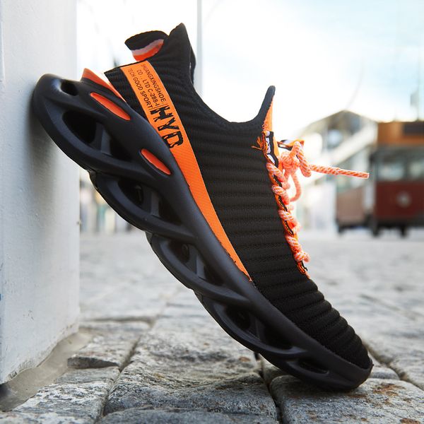 

new lightweight blade running shoes for men outdoor fashion sports shoes breathable mesh comfort leisure sneakers lace up 39-48