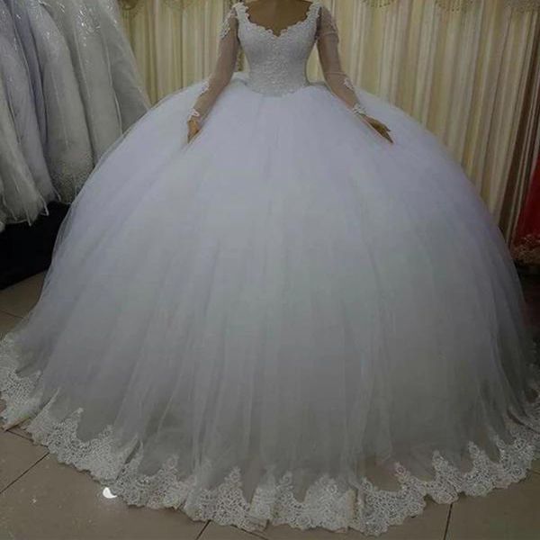 

princess ivory ball gown wedding dresses with sleeves lace appliques court train bridal gowns vestidos de madrinha de casamento, White