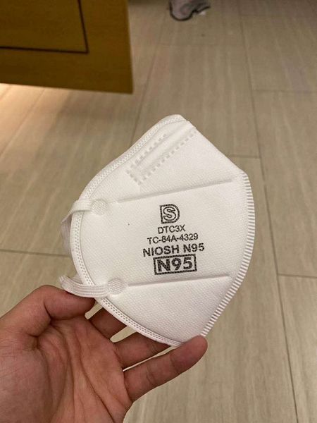 

n95 respirator mask dtc3x n95 face mask 20pcs/pack dhl free