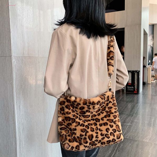 

winter womens fur bag bags for women 2020 leopard print handbag ladies clutch bags plush shoulder bag big tote bolsa feminina