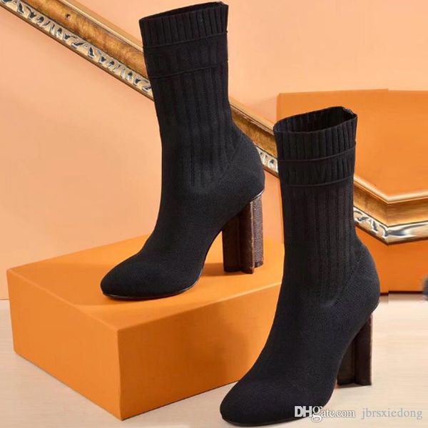 

2019 women's shoes in autumn and winter knitted elastic boots designer short boots socks boots large size 41 42 high-heeled shoes, Black