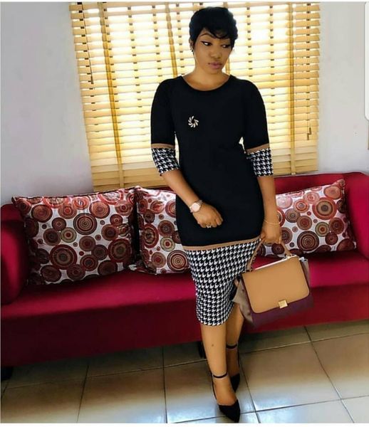 

женщины одежда bodycon платье плед брошь печати o шеи империи вскользь bodycon party club night midi платье am286 дизайнер одежды, Black;gray