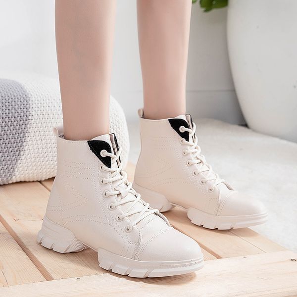 

fashion boots female 2019 fashion new women bootstrend leather shoes breathable deodorant platform comfort winter boots women, Black