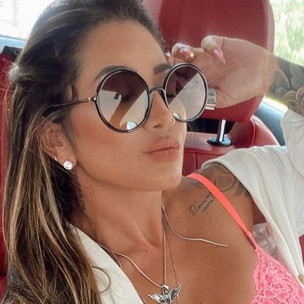 

feishini высокое качество прилавки магазинов старинные солнцезащитные очки женщины круглый дизайнер uv400 градиент солнцезащитные очки дамы, White;black