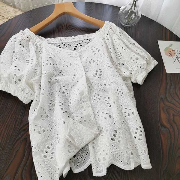 

white openwork single-breasted vintage embroidered puff sleeve loose shirt