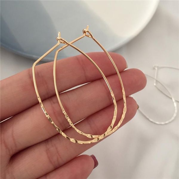 

new design vintage women simple hoop earrings gold and silver color hammered hoop earrings for women wedding accessories, Golden;silver