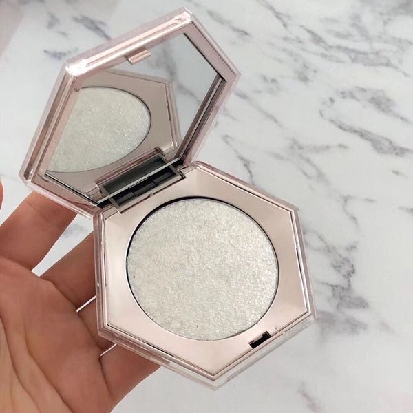 

stock высокое высокое качество красоты highlighter makeup выделите rehausseur luminizing face enhancer stock fast epack drop shipping